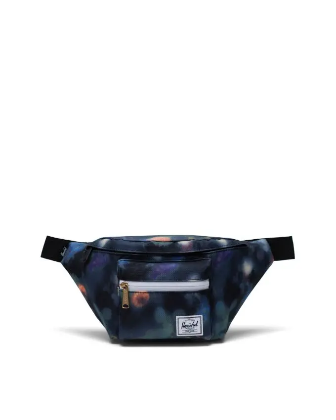 Seventeen Hip Pack