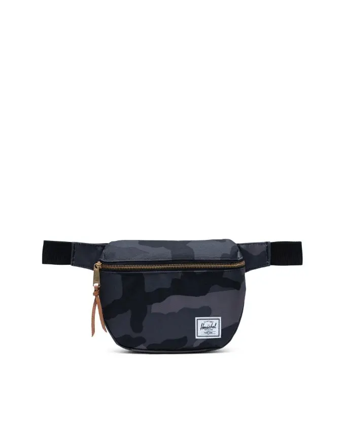 Fifteen Hip Pack