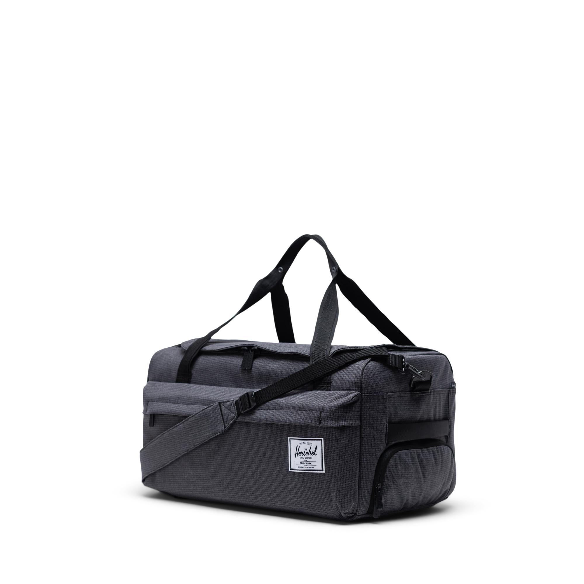 Herschel outfitter 2024 duffle bag