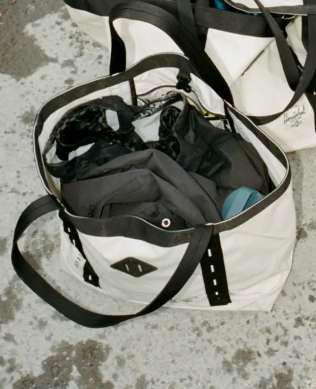 All Season Gear Tote - 33L