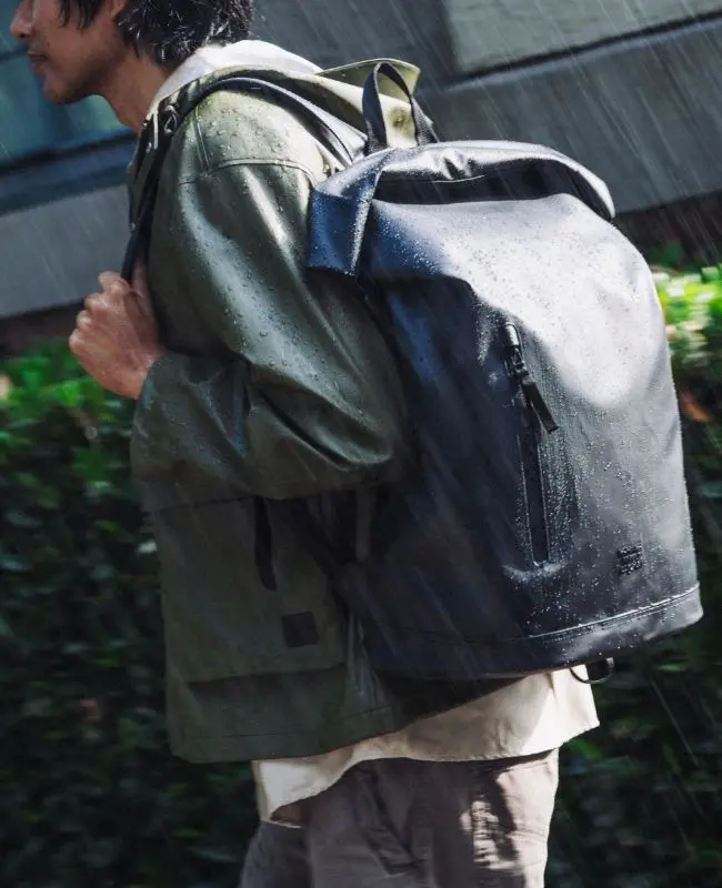 Roll Top Backpack | Weather Resistant - 26L